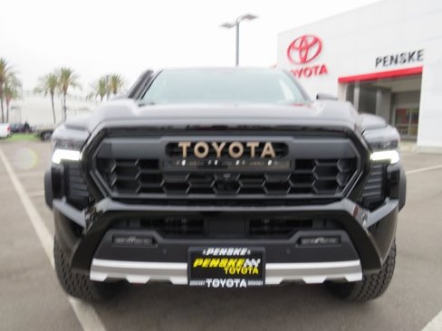New 2025 Toyota Tacoma Trailhunter image 2