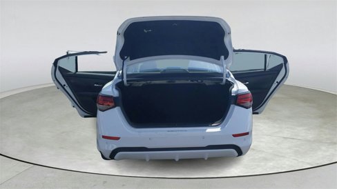 Used 2022 Nissan Sentra SV image 12