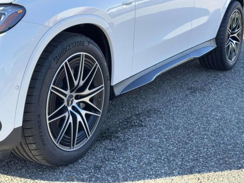 New 2025 Mercedes-Benz GLC 43 AMG 4MATIC image 12