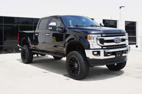 Used 2022 Ford F250 XLT w/ XLT Premium Package image 2