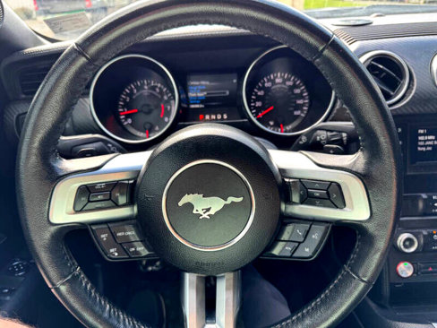 Used 2020 Ford Mustang Coupe image 21