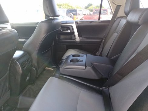 Used 2021 Toyota 4Runner SR5 Premium image 12