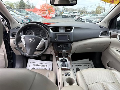 Used 2015 Nissan Sentra SL w/ SL Premium Package image 12