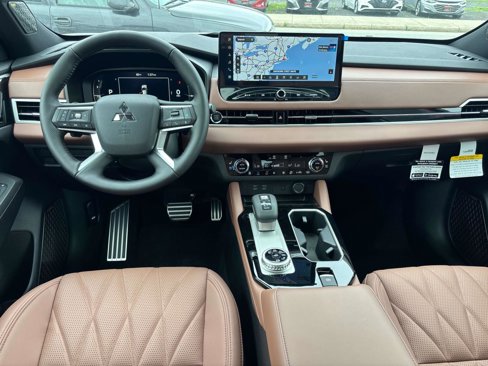 New 2025 Mitsubishi Outlander SEL image 7