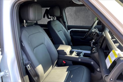 New 2025 Land Rover Defender 110 V8 image 11