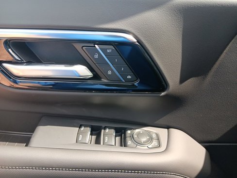 New 2026 Chevrolet Tahoe Premier w/ Sun And Tow Package image 25