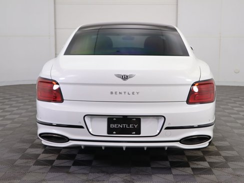 New 2025 Bentley Flying Spur Plug-In Hybrid image 6