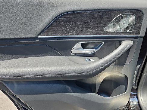 New 2026 Mercedes-Benz GLE 350 4MATIC image 14