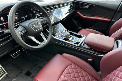 Used 2022 Audi SQ8 Premium Plus w/ Towing Package image 9
