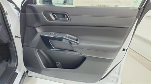 New 2025 Nissan Pathfinder SV w/ Cargo Package image 26