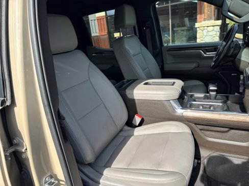Used 2022 Chevrolet Silverado 1500 LT Trail Boss w/ LT Trail Boss Premium Package image 36