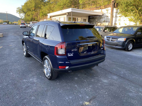 Used 2016 Jeep Compass Latitude w/ All Weather Capability Group image 3