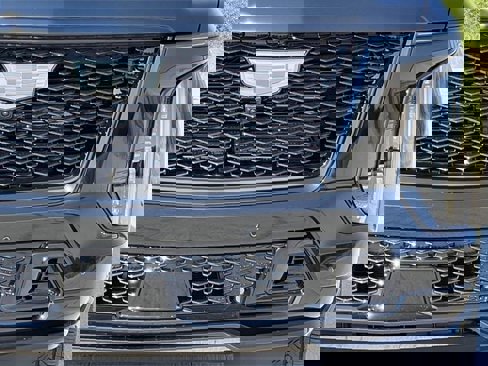 Certified 2025 Cadillac Escalade V w/ LPO, ONYX Package image 8