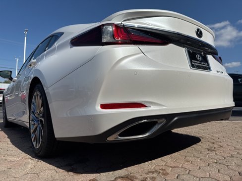 New 2025 Lexus ES 350 Luxury image 34