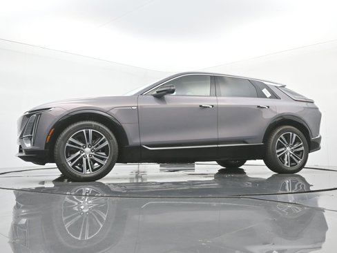 New 2026 Cadillac Lyriq Luxury image 16