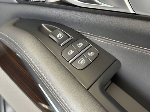 Used 2026 BMW X7 xDrive40i w/ M Sport Package image 31