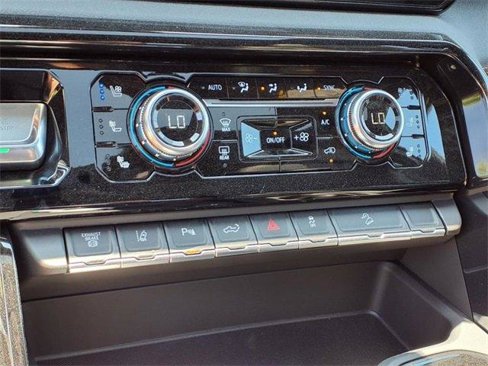 New 2025 GMC Sierra 2500 AT4 w/ AT4 Premium Plus Package image 11