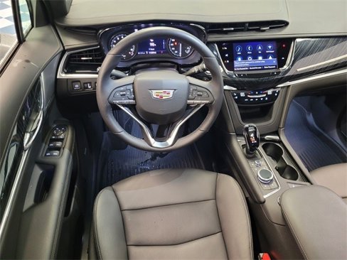 Certified 2024 Cadillac XT6 Premium Luxury w/ Technology Package image 9