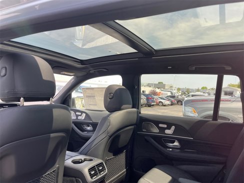 New 2025 Mercedes-Benz GLS 450 4MATIC image 10