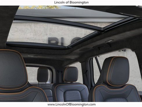 New 2025 Lincoln Aviator Black Label image 24