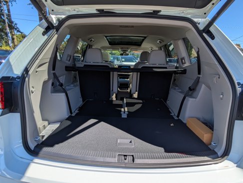 New 2025 Volkswagen Atlas SE image 27