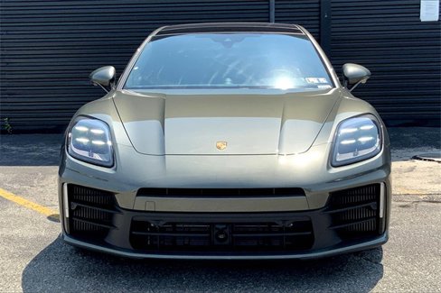 New 2025 Porsche Panamera 4 image 13