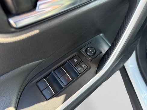 Used 2024 Toyota RAV4 XLE image 12