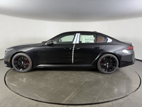 New 2026 BMW M5 w/ Carbon Package image 7
