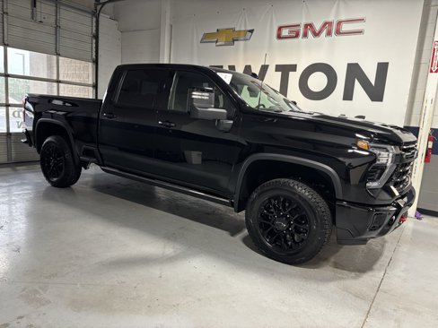 New 2025 Chevrolet Silverado 2500 LTZ w/ Trail Boss Package image 30