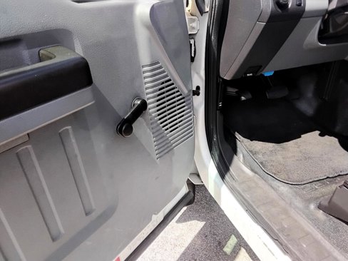 Used 2011 Ford F550 2WD Regular Cab Super Duty w/ Payload Upgrade Pkg image 14