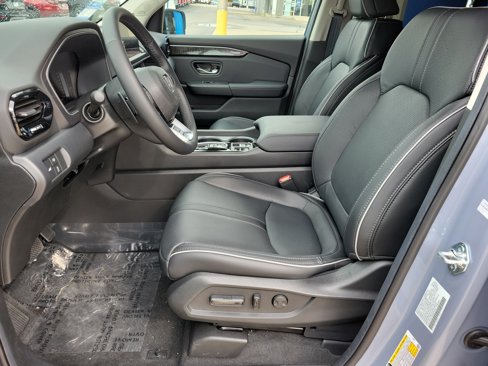 New 2025 Honda Pilot Elite image 13