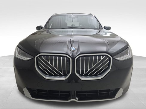 Used 2025 BMW X3 xDrive30i w/ Premium Package image 3