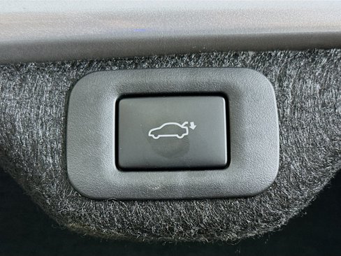 Used 2025 Lexus ES 300h w/ Premium Package image 31
