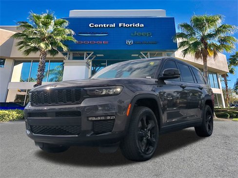 Used 2023 Jeep Grand Cherokee L Limited w/ Black Appearance Package image 9