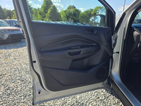 Used 2018 Ford Escape S image 11