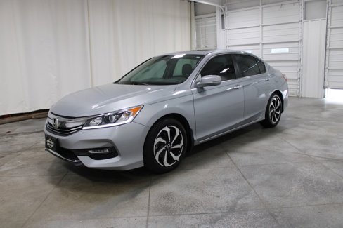Used 2017 Honda Accord EX-L image 4