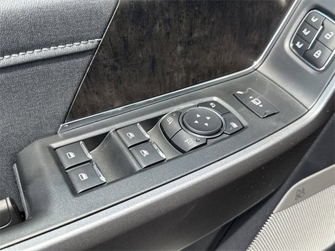 New 2025 Ford F450 Lariat image 17