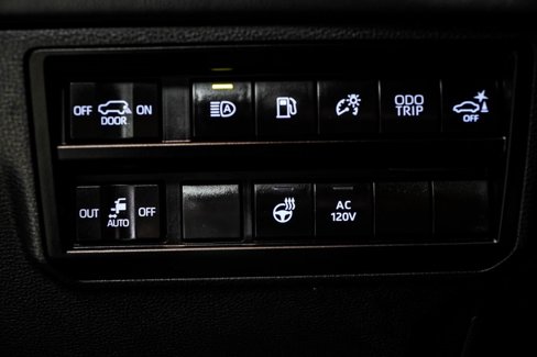 Used 2024 Toyota Sequoia Platinum image 45