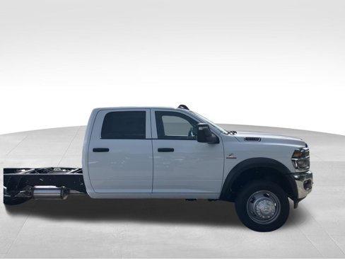 New 2025 RAM 5500 Tradesman image 4