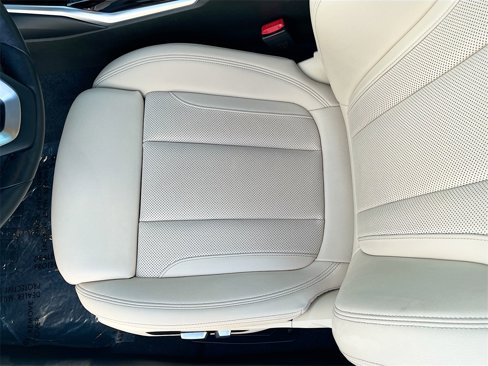 Used 2022 BMW 230i Coupe w/ Premium Package image 19