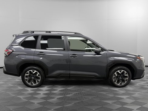 Certified 2025 Subaru Forester Premium image 6