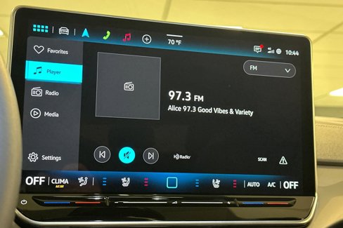 New 2025 Volkswagen ID.4 Pro S Plus image 17