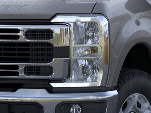 New 2026 Ford F250 XLT image 18