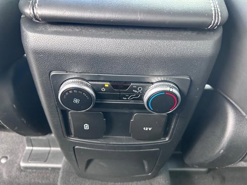 Used 2023 Ford Explorer XLT w/ Equipment Group 202A image 10