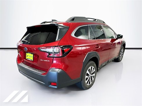 Certified 2025 Subaru Outback Premium image 5