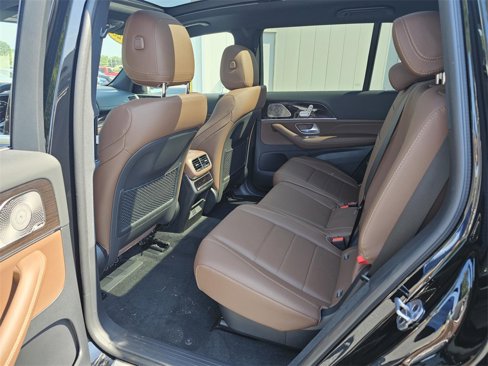 Certified 2025 Mercedes-Benz GLS 450 4MATIC image 26