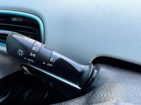 Used 2019 Toyota Prius AWD image 23