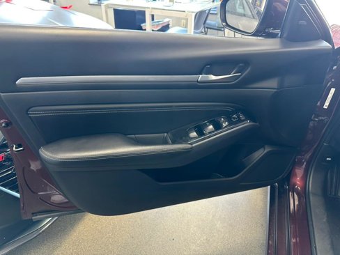 Used 2023 Nissan Altima 2.5 SL image 18