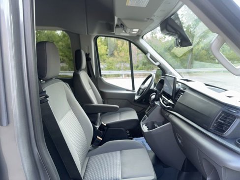 Used 2025 Ford Transit 350 XLT image 30
