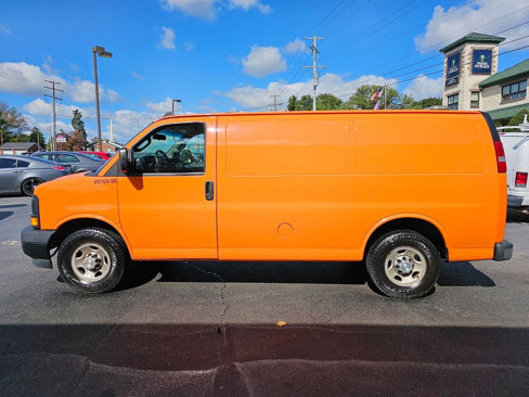 Used 2017 Chevrolet Express 2500 image 6